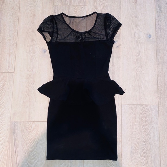 Dress - Picture 1 of 1